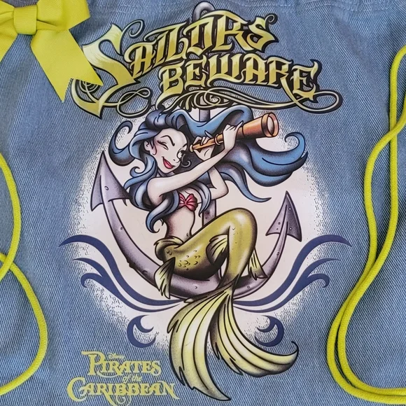 NWT Disney Pirates of the Caribbean Drawstring Backpack - Picture 3 of 6